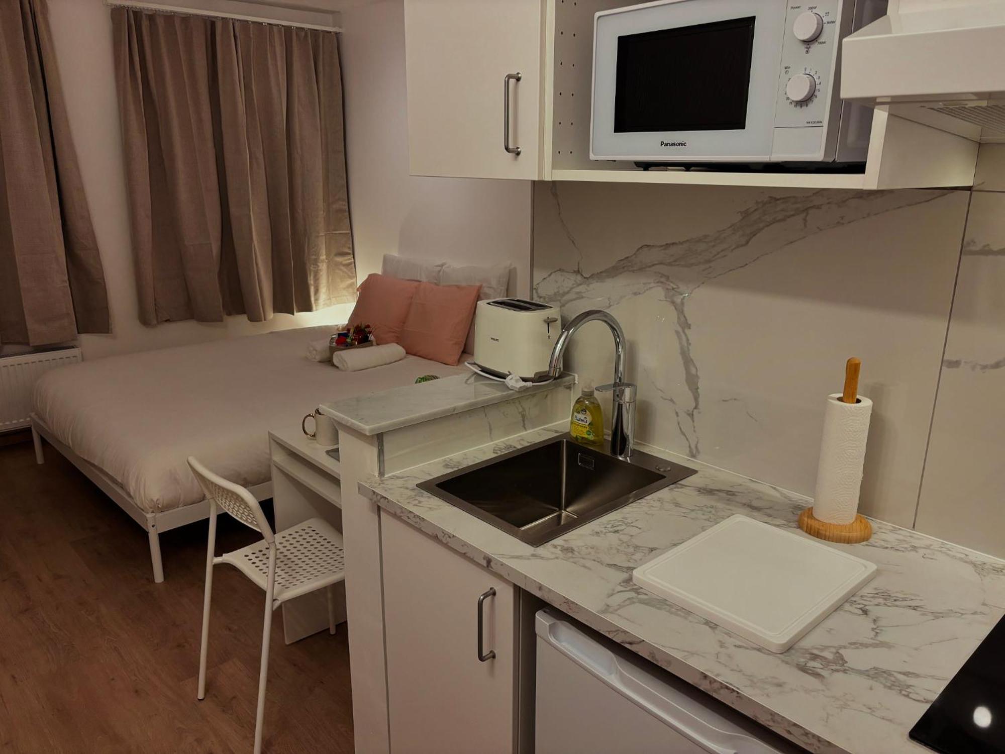 Benny'S Rooms Brussels City Centre Esterno foto