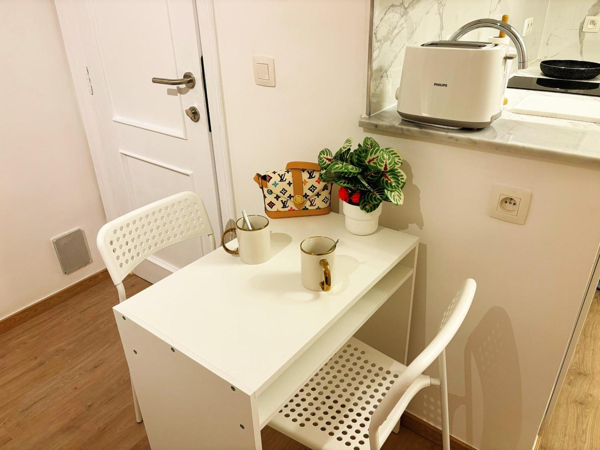 Benny'S Rooms Brussels City Centre Esterno foto