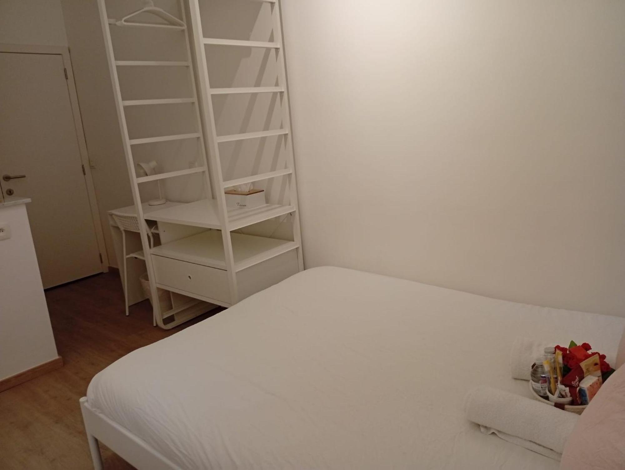 Benny'S Rooms Brussels City Centre Esterno foto